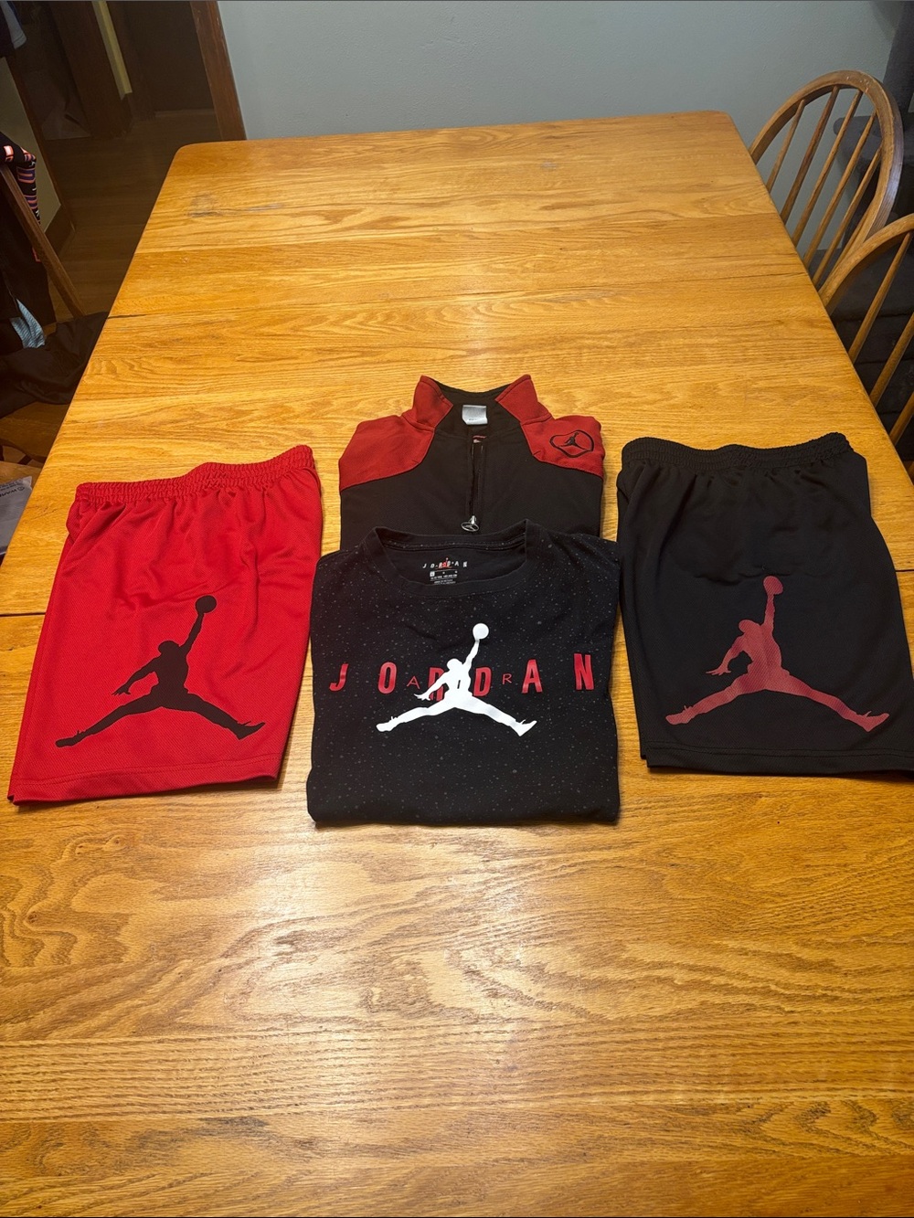 Jordan Kids Red and Black Athletic Shorts and Tee Set - Picture 2 of 13